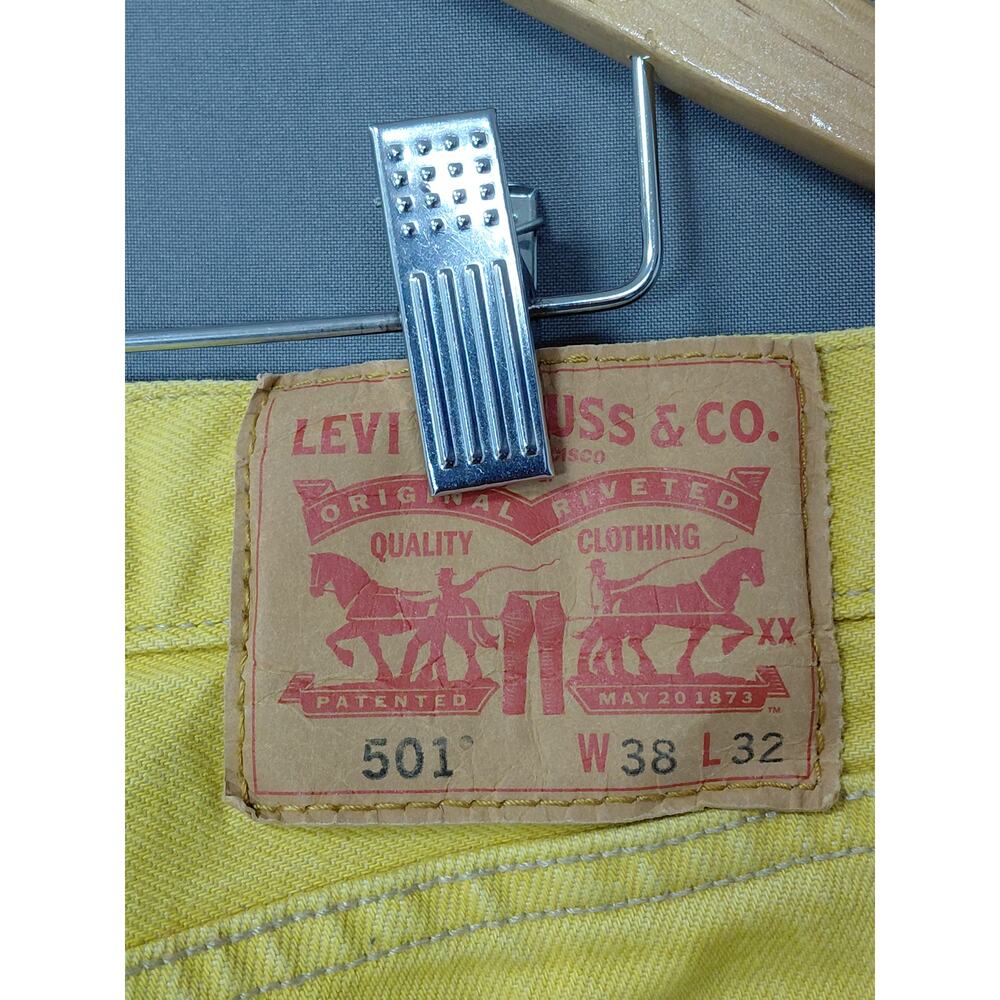 Levi's 501 Yellow Straight Leg Classic Fit Jeans Men Size W38 L32 - Picture 7 of 16